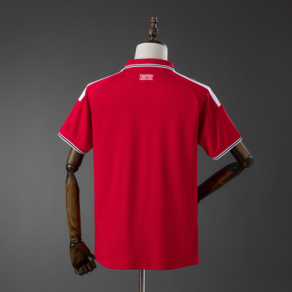MANCHESTER UNITED 26-27